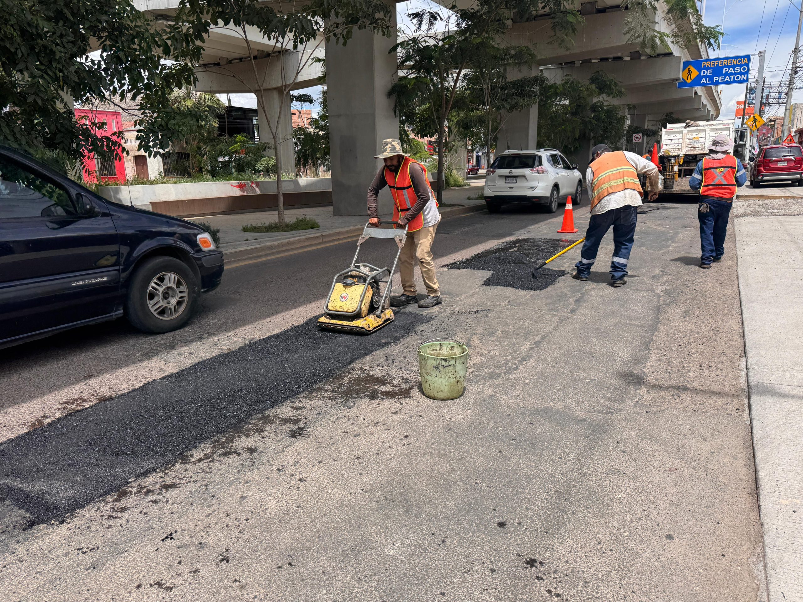 Refuerza Municipio de Aguascalientes bacheo por temporada de lluvias