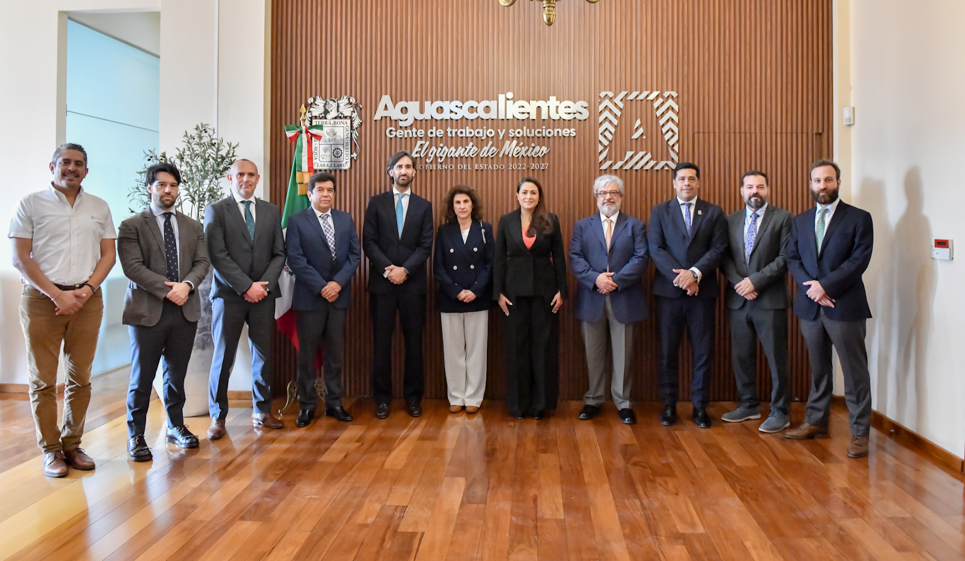 Sabropollo presenta planes de expansión a Tere Jiménez