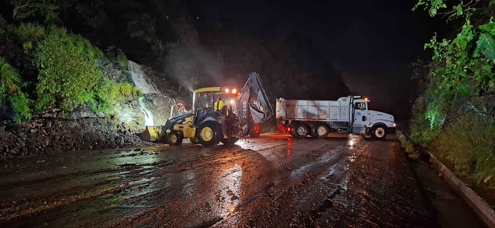 Reabren a la circulación la 70 Poniente