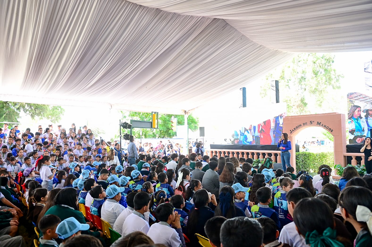 “En Aguascalientes los sueños se cumplen”; Tere Jiménez manda mensaje a niñas y niños del estado en la gira de su tercer informe