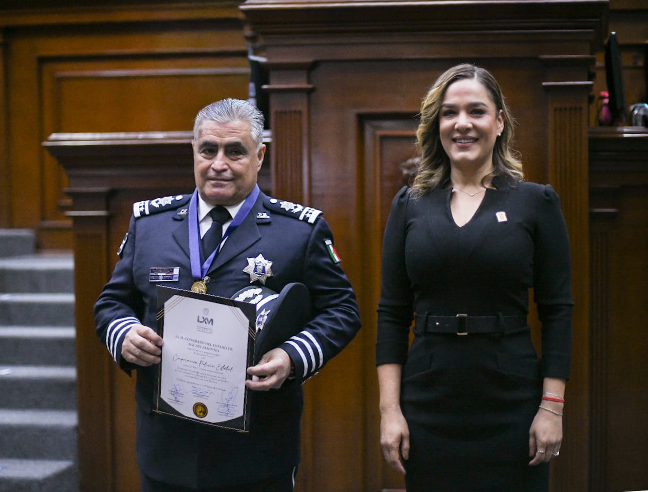 Reconoce el Congreso del Estado labor de la Policía Estatal con la medalla “Benito Juárez García”