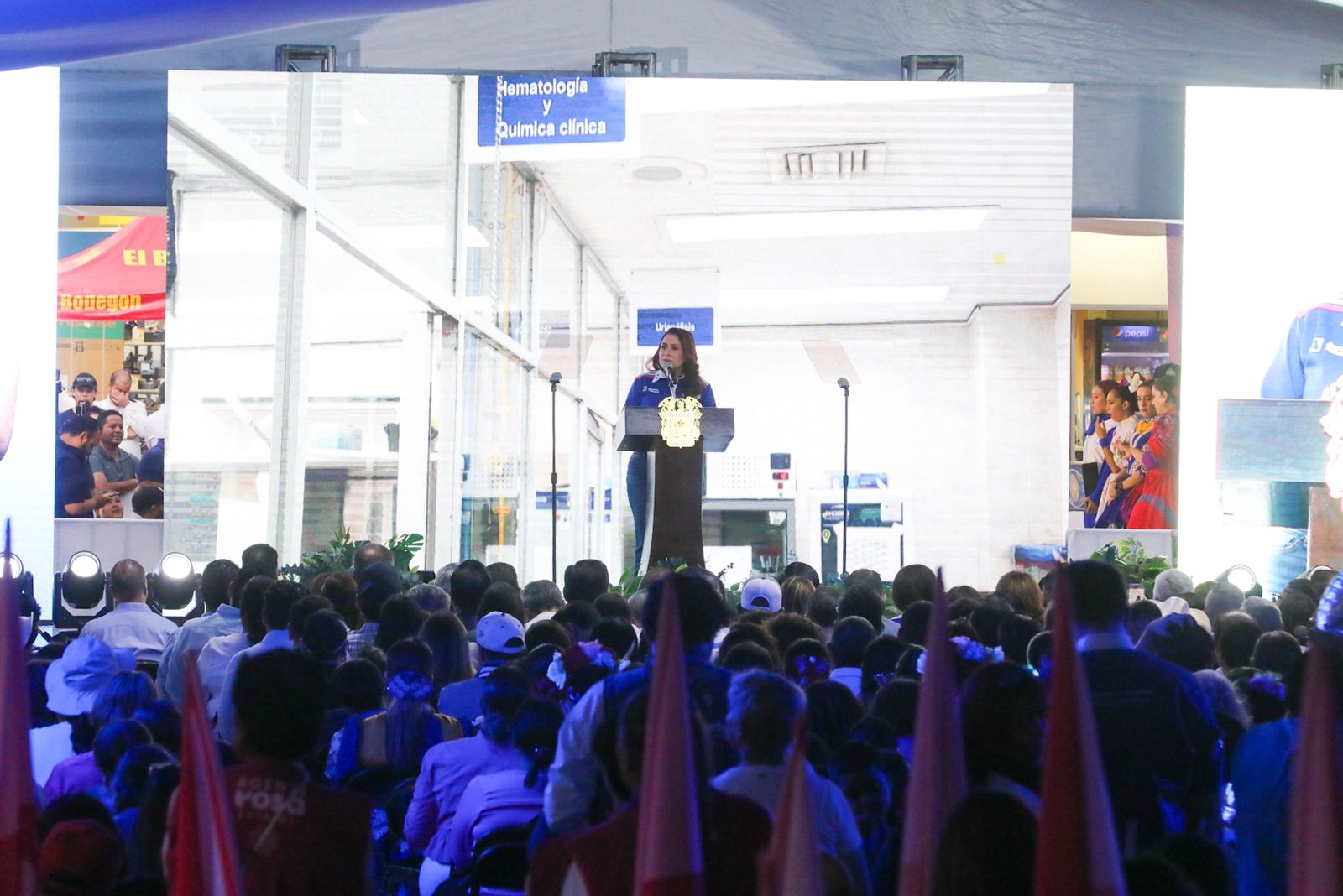 Tere Jiménez presenta su tercer informe ante habitantes de pabellón de Arteaga, Tepezalá y San José de Gracia