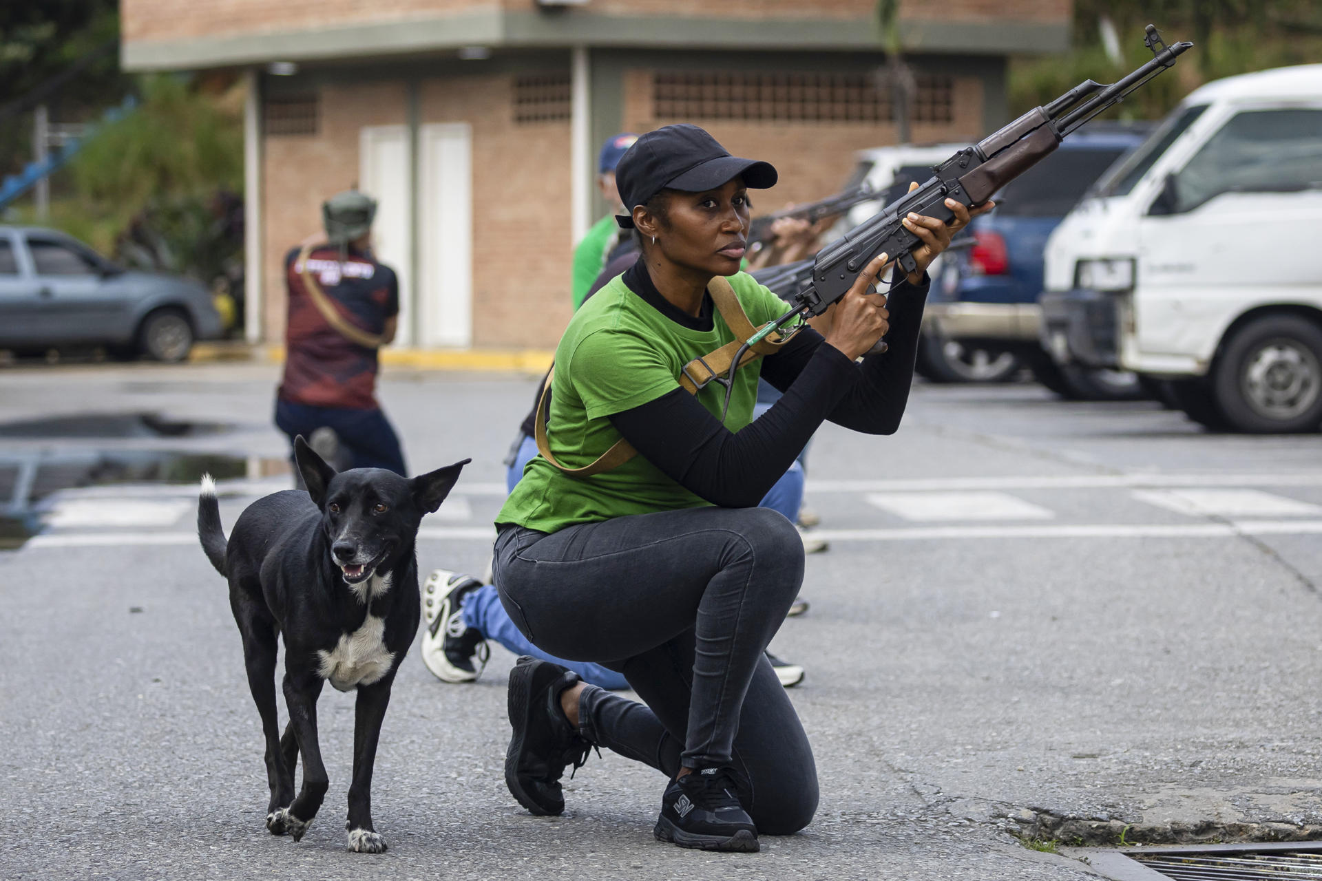 Venezuela mantiene preparación militar a sus ciudadanos ante las “amenazas” de EE.UU.