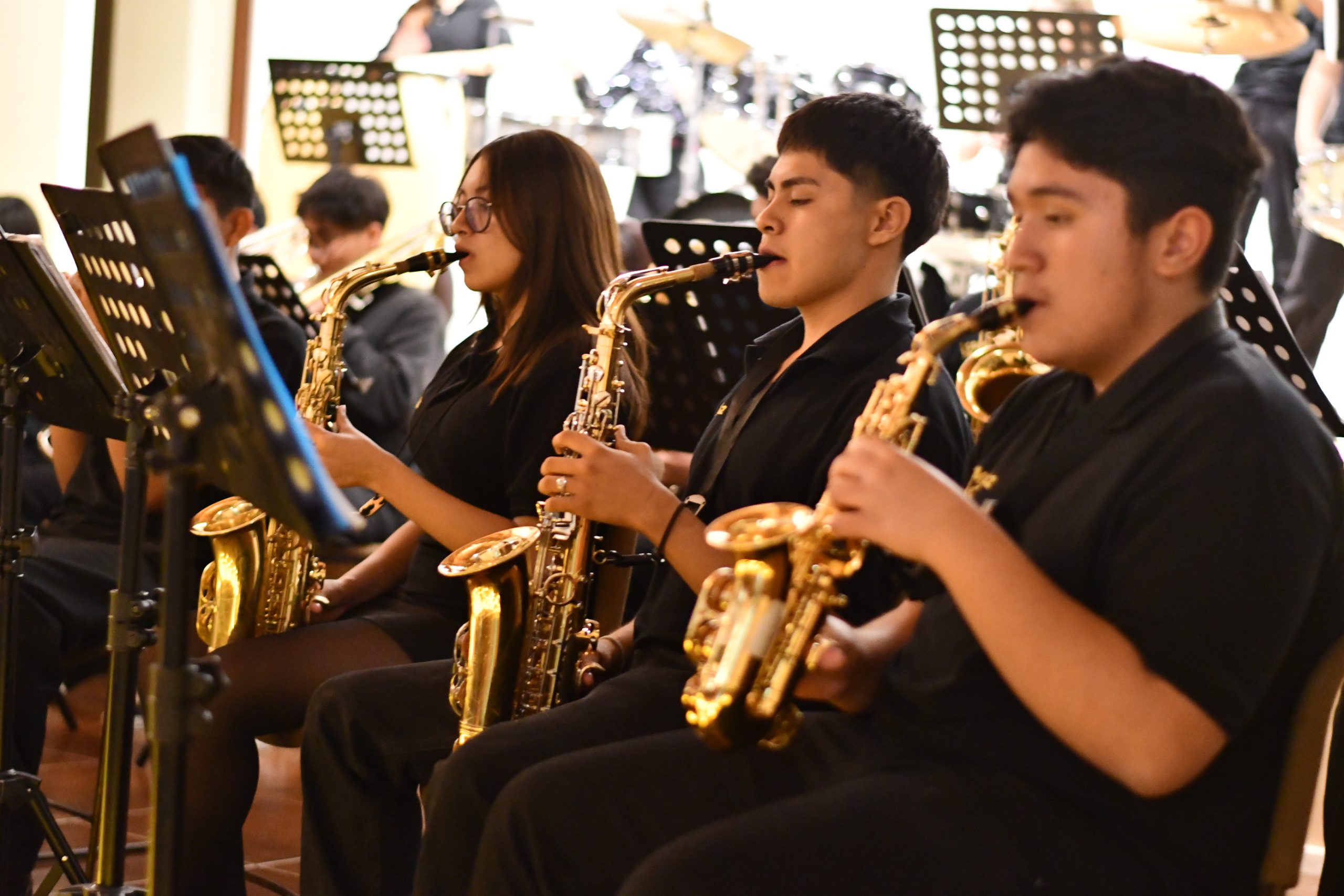 Arranca municipio con los festivales de música de concierto y cantautores
