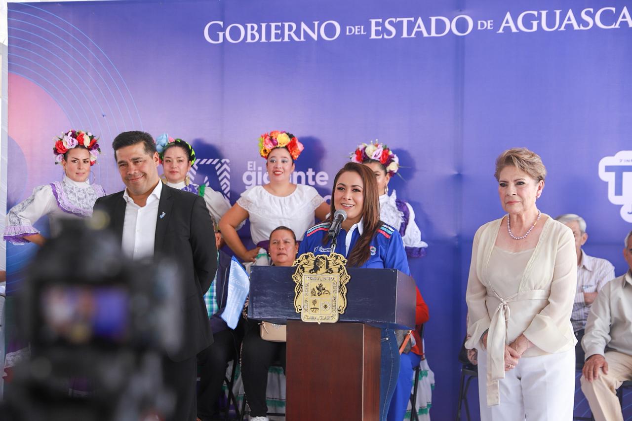 El Gigante de México ha crecido fuerte y unido, gracias a quienes nos abrieron el camino: Tere Jiménez al enviar mensaje a las y los adultos mayores