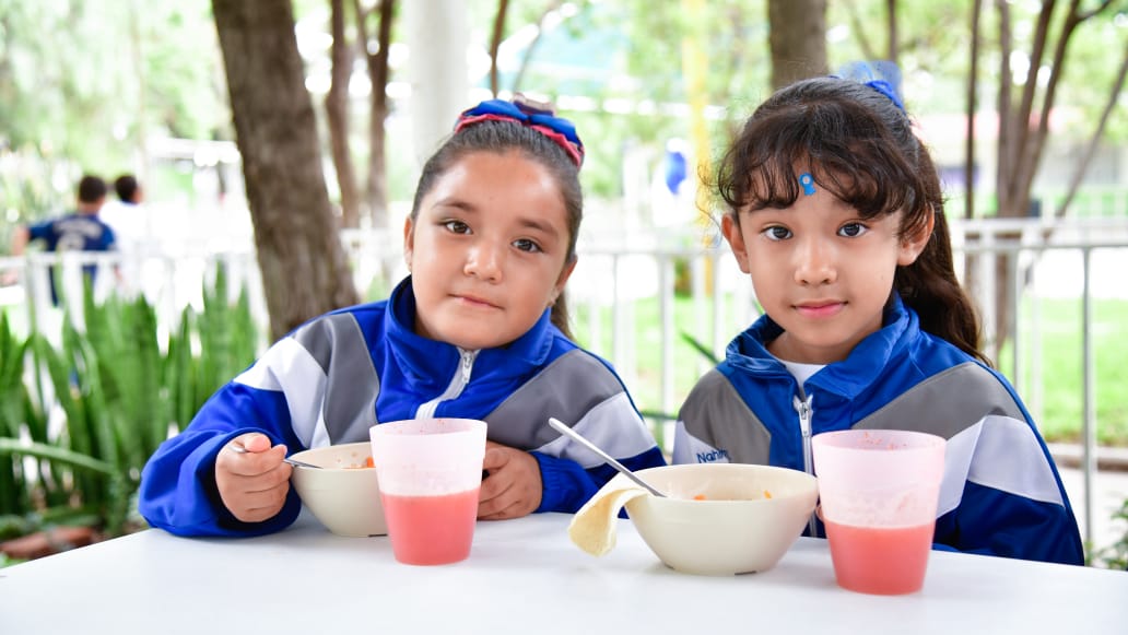 DIF Estatal entrega apoyos a 235 comedores en beneficio de más de 15 mil personas