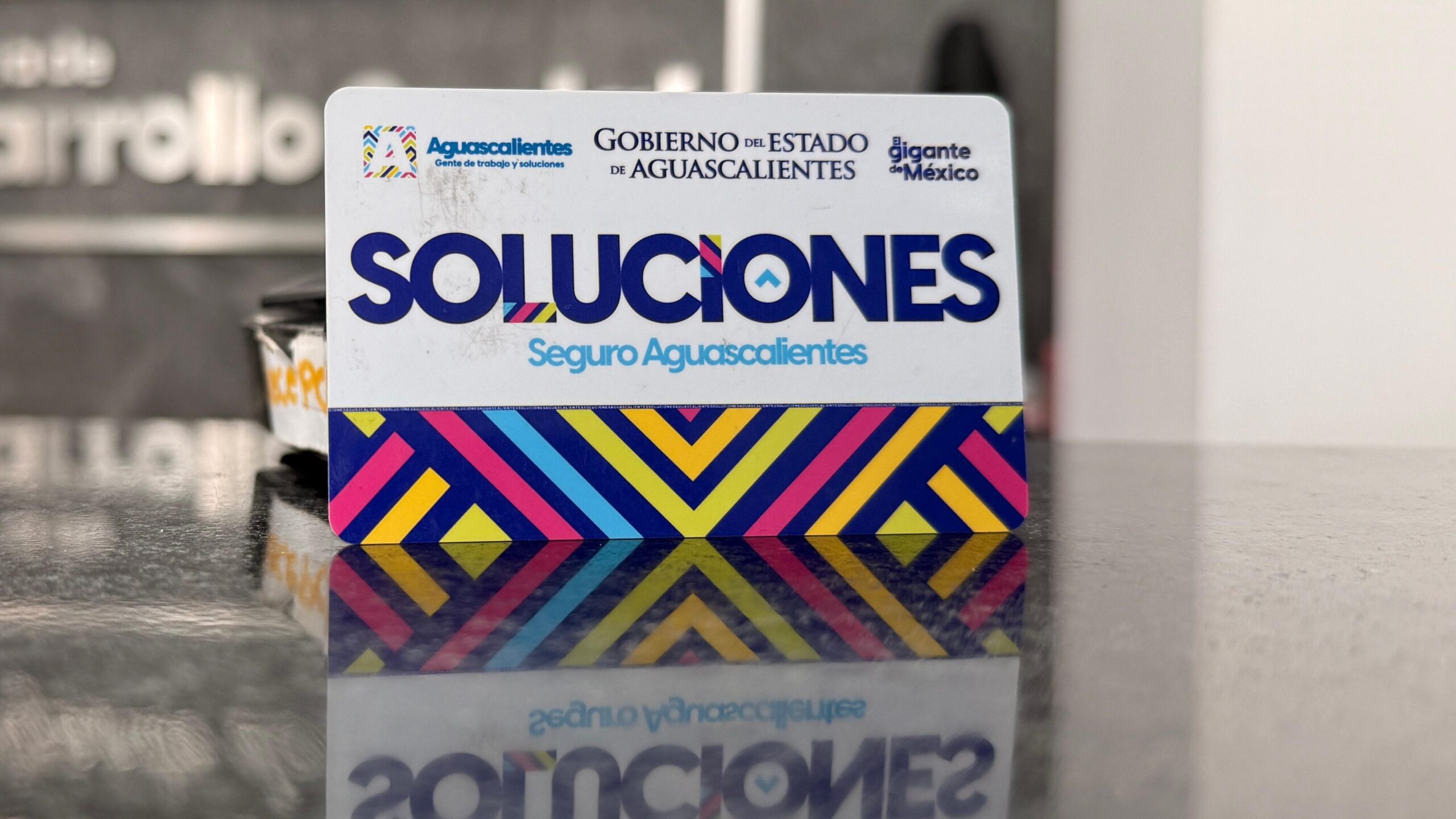Con la Tarjeta Soluciones puedes obtener descuentos y acceso a programas sociales, tramítala ya