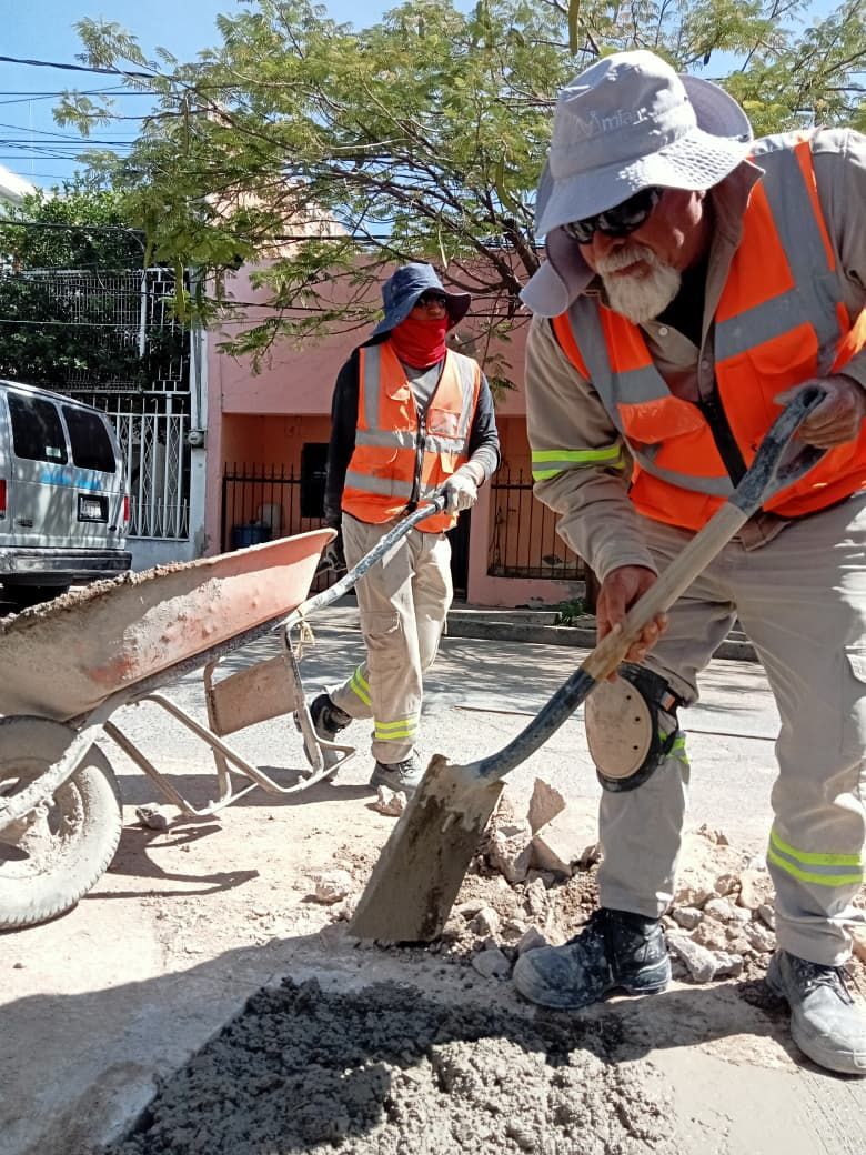 Avanza MIAA maniobras de reparación gracias al trabajo intensivo de bacheo
