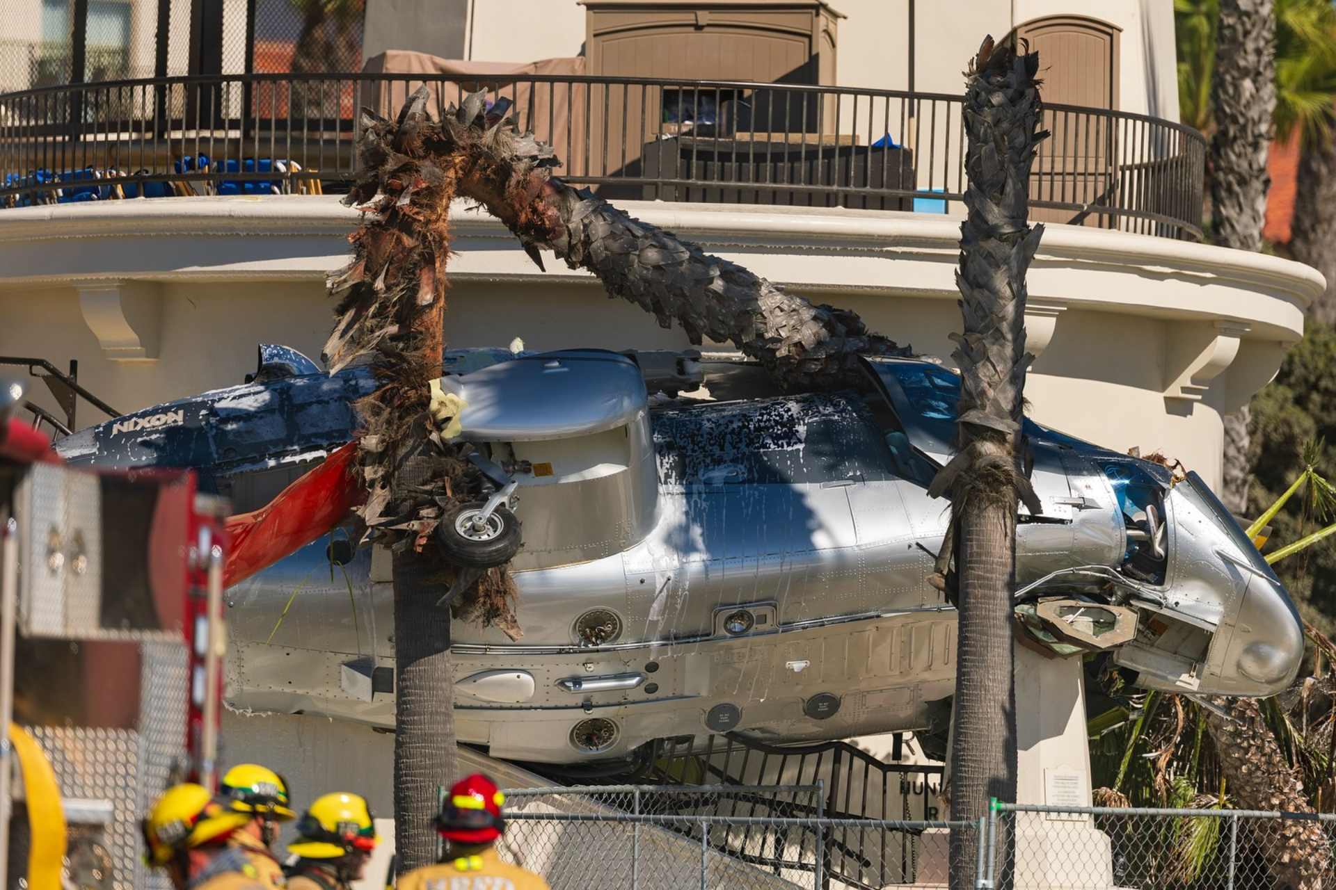  Se desploma helicóptero en Huntington Beach, California