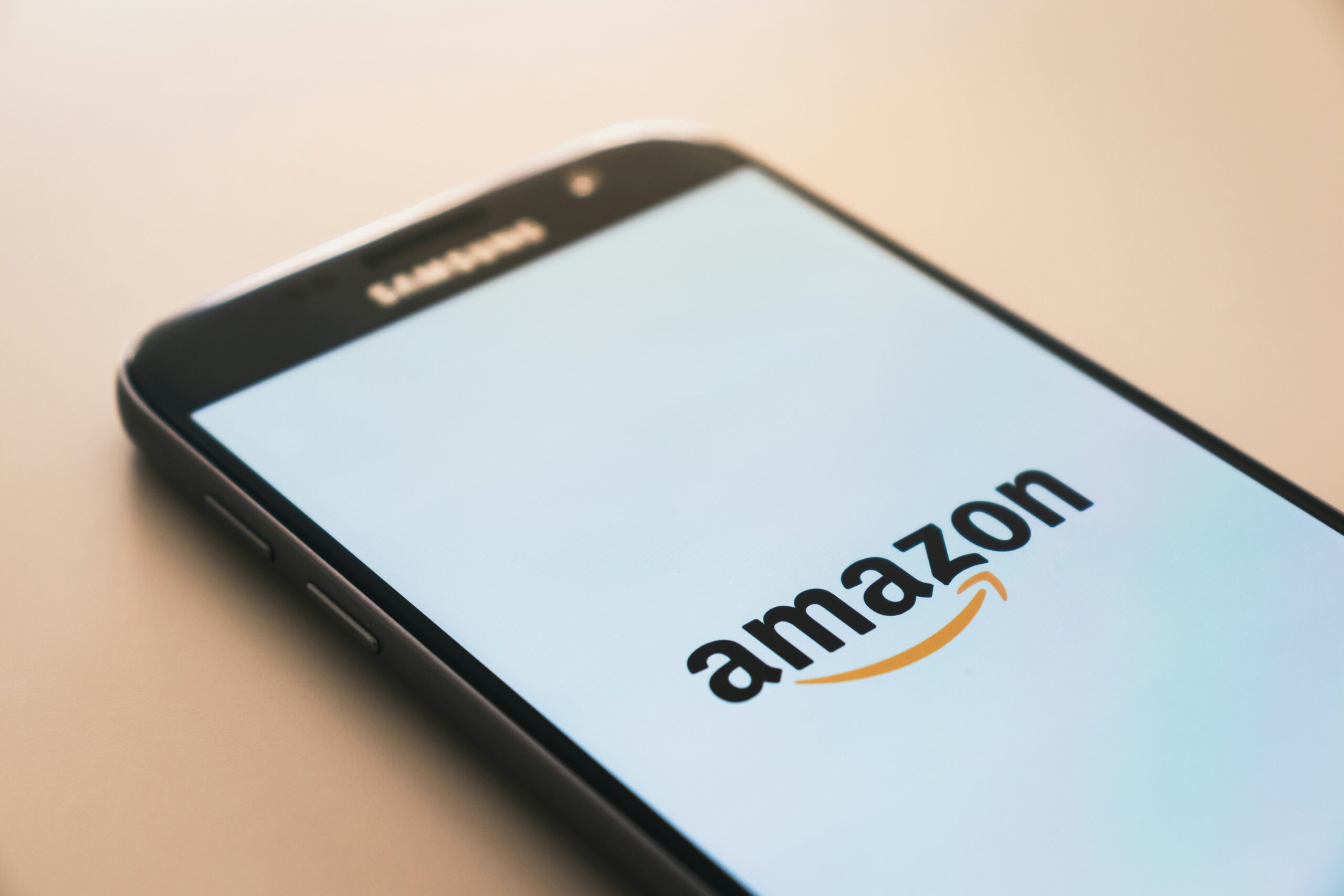Amazon logra restablecer su servicio tras la caída que afectó a millones de usuarios