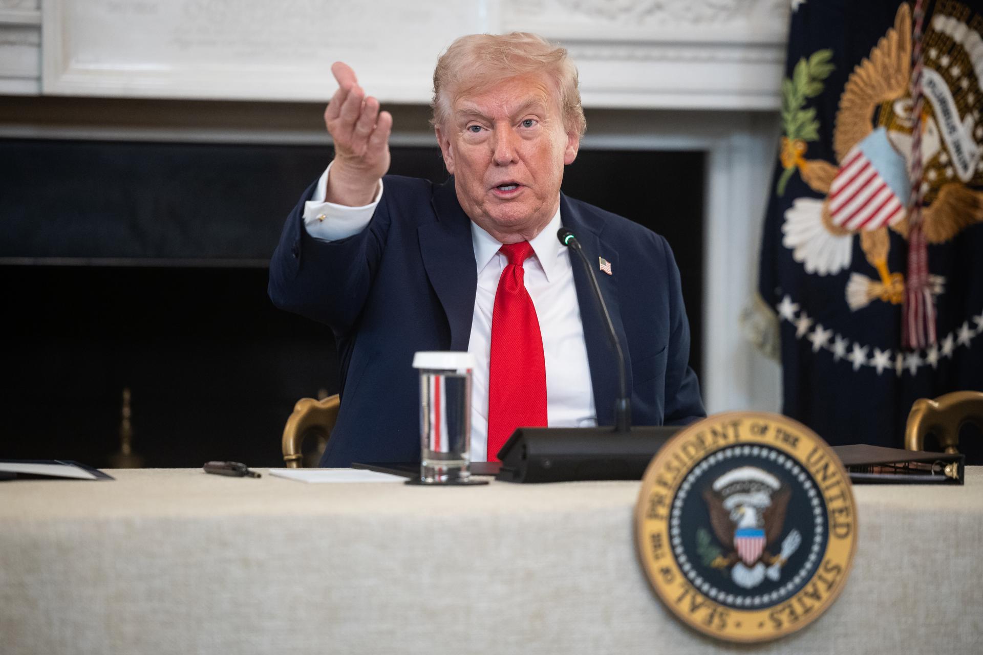 Trump corta negociación comercial con Canadá