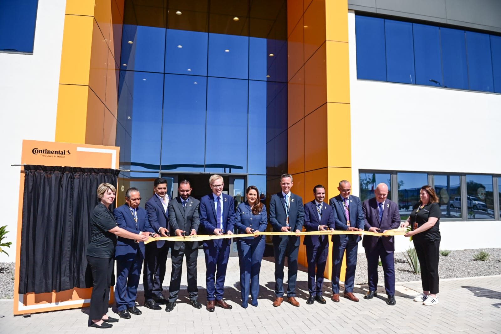 Con una inversión de 90 millones de dólares, Tere Jiménez inaugura segunda planta de Continental en Aguascalientes
