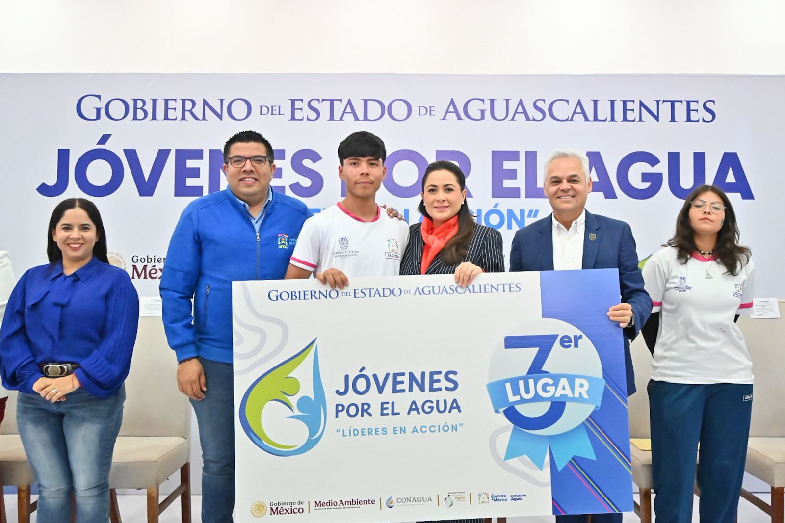 Tere Jiménez inspira a jóvenes a convertirse en guardianes del agua y del futuro del estado