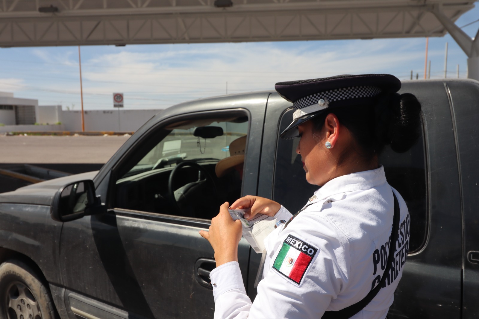 Refuerzan vigilancia en carreteras para garantizar seguridad de locales y visitantes por Torneo de la Amistad