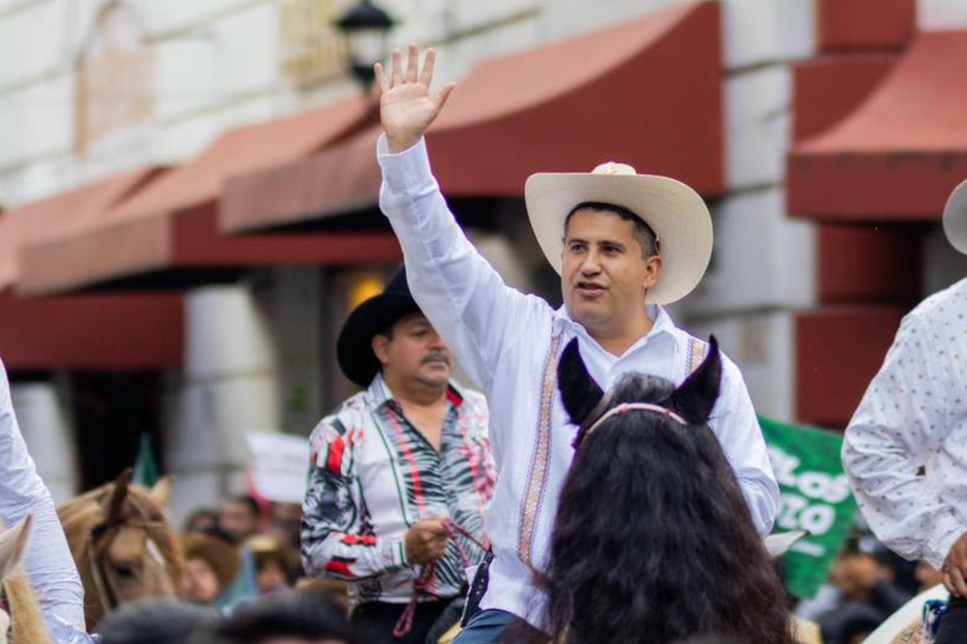 Vinculan a proceso al ‘Licenciado’ y a siete escoltas del alcalde Carlos Manzo
