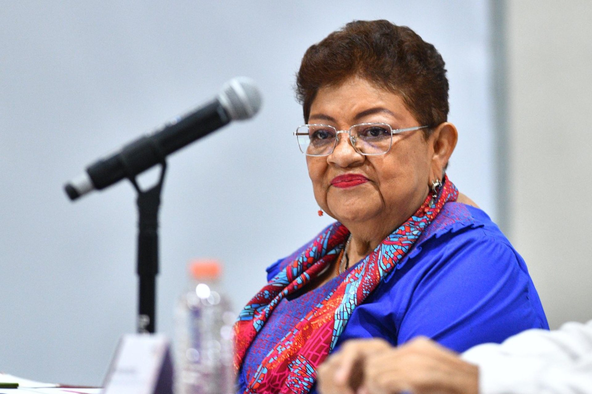 Ernestina Godoy se queda como encargada de FGR tras renuncia de Gertz Manero