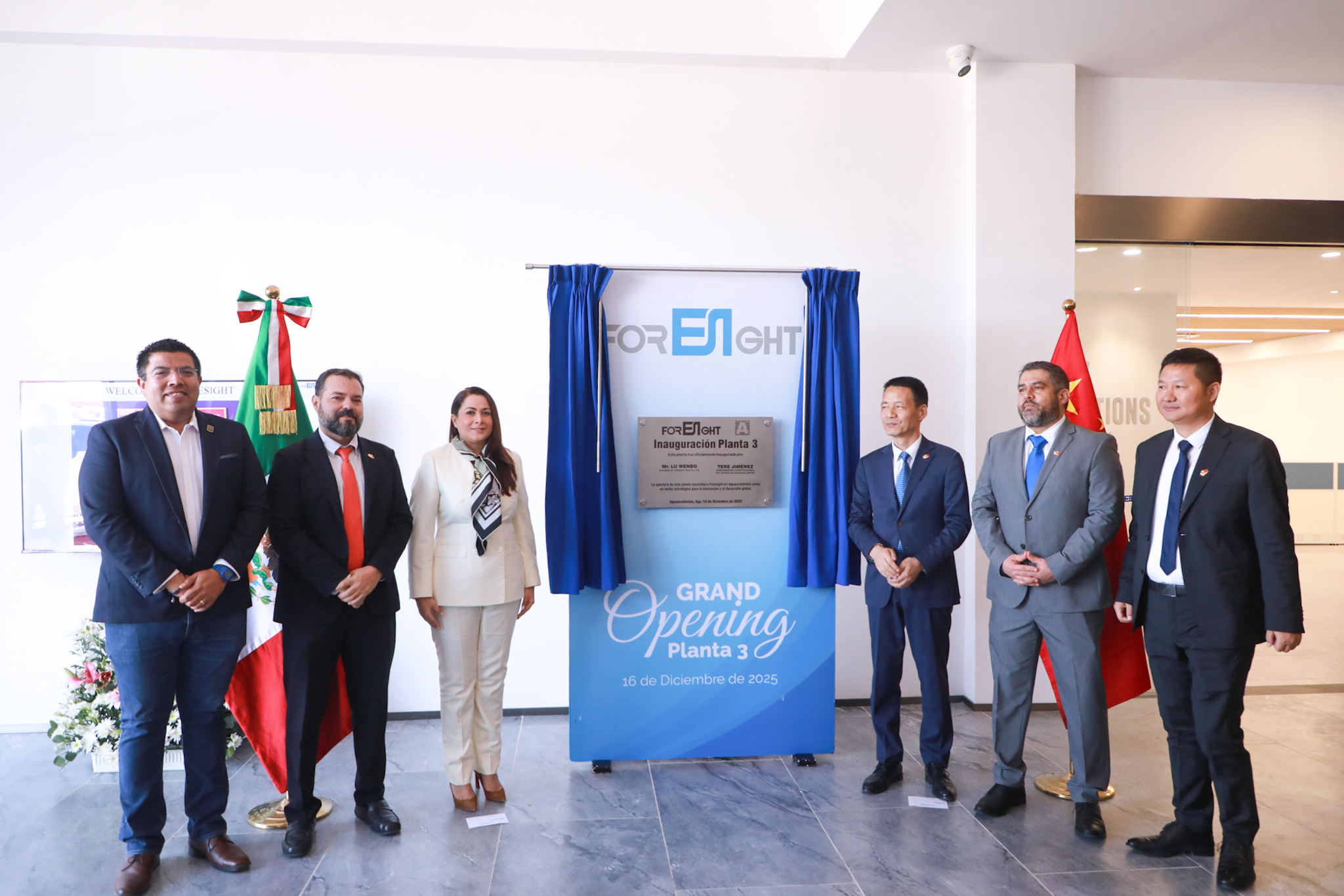 Tere Jiménez inaugura nueva planta de Foresight; generará 300 empleos con una inversión de 899 millones de pesos