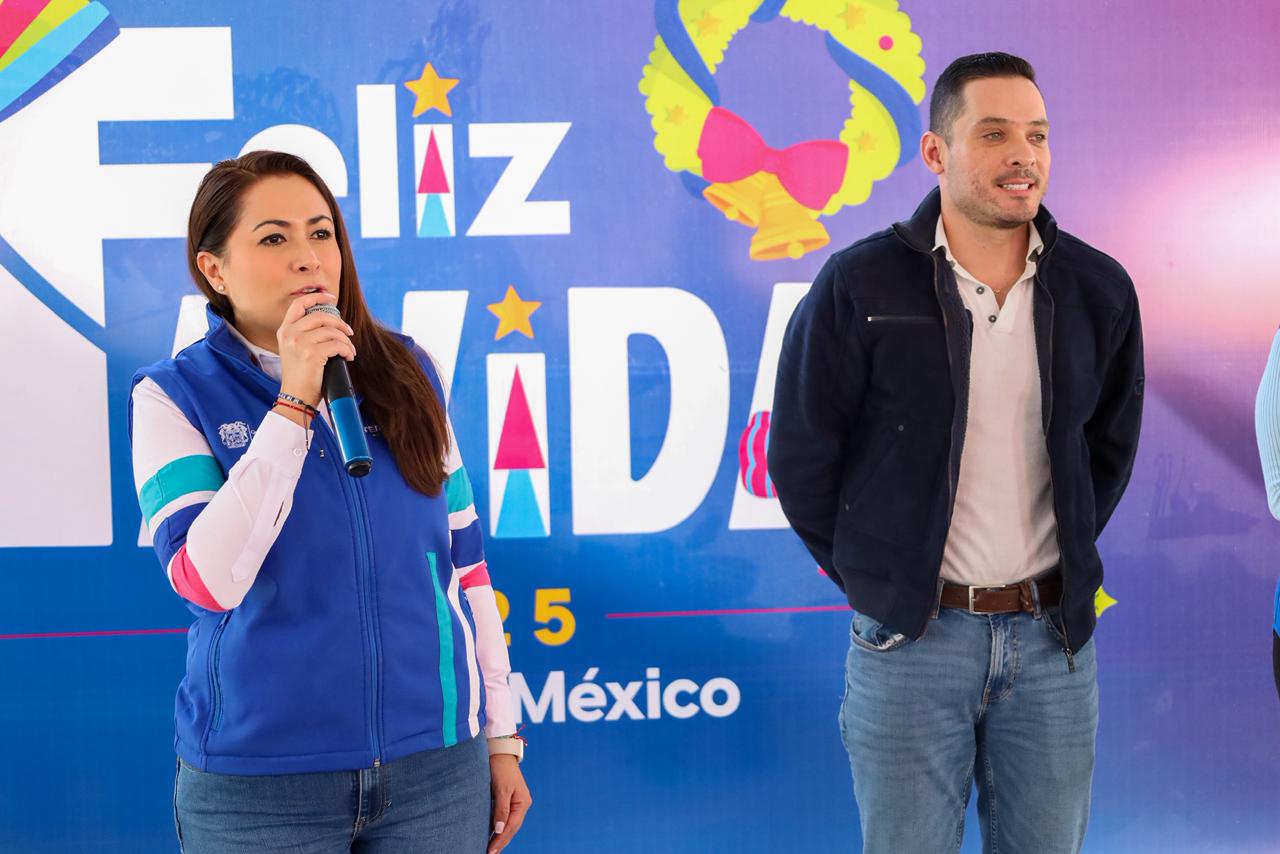 Llevan Gira de Navidad a Calvillo