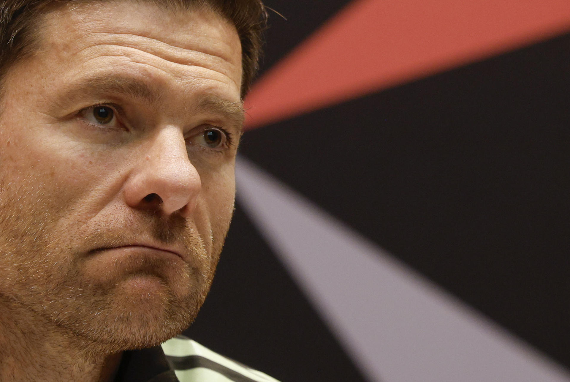 Real Madrid despide a Xabi Alonso por la derrota contra Barcelona