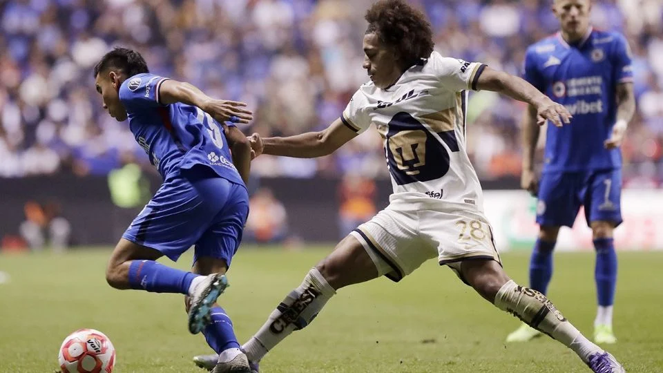 Pumas ‘corre’ a Cruz Azul del Estadio Olímpico a unos días de empezar el torneo