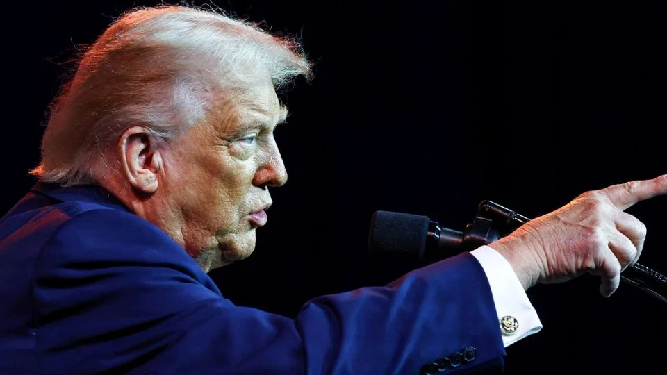 “Vamos a empezar a atacar a los cárteles por tierra”, amenaza Trump y reitera que estos grupos controlan México