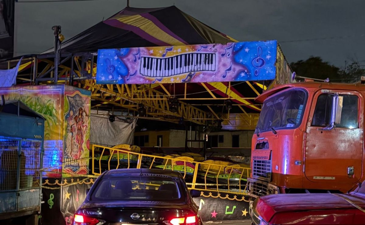 Falla en juego mecánico en Coyoacán deja un muerto y un niño herido