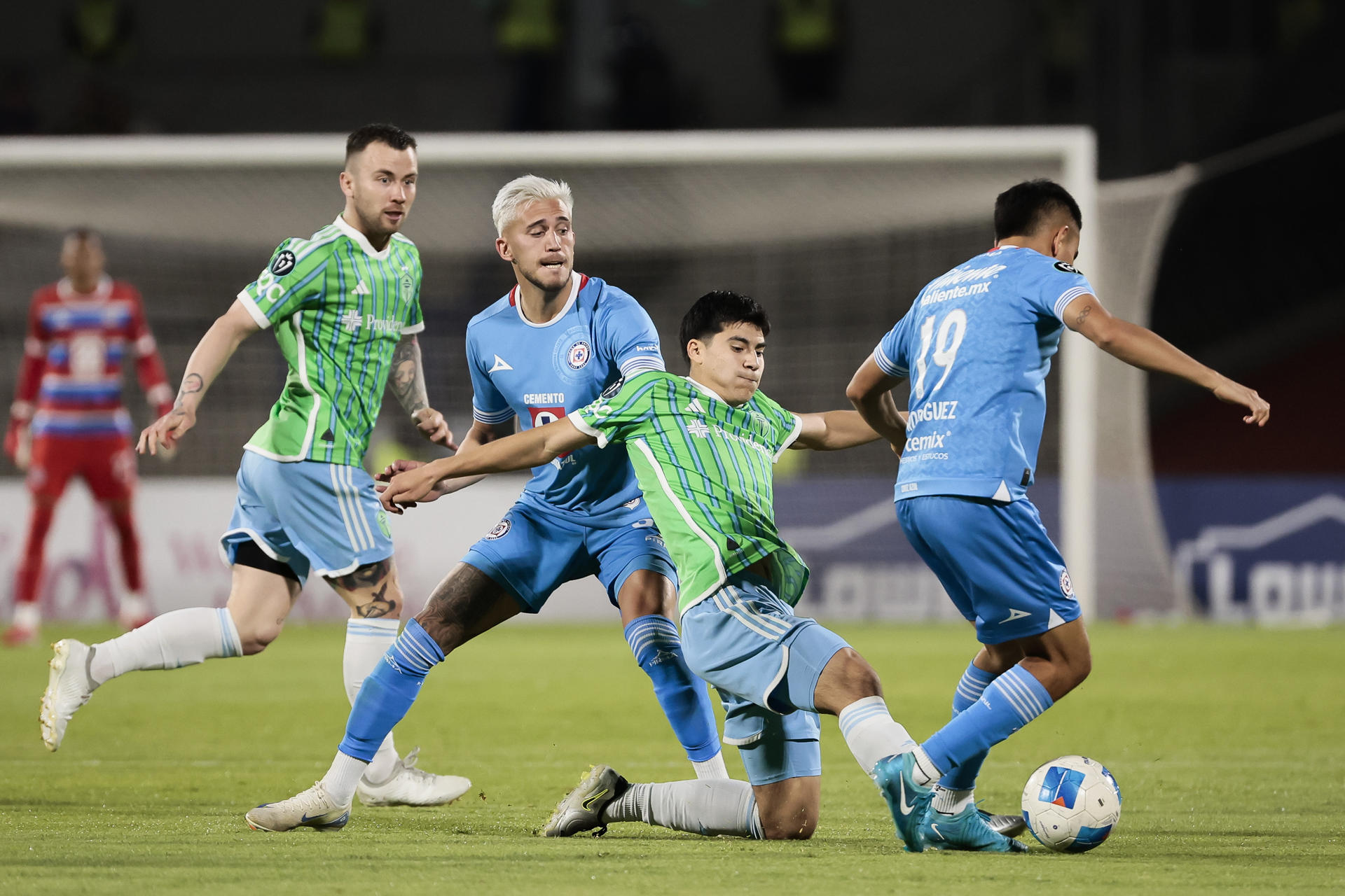 El Atlético ficha e inscribe en LaLiga al centrocampista mexicano Obed Vargas