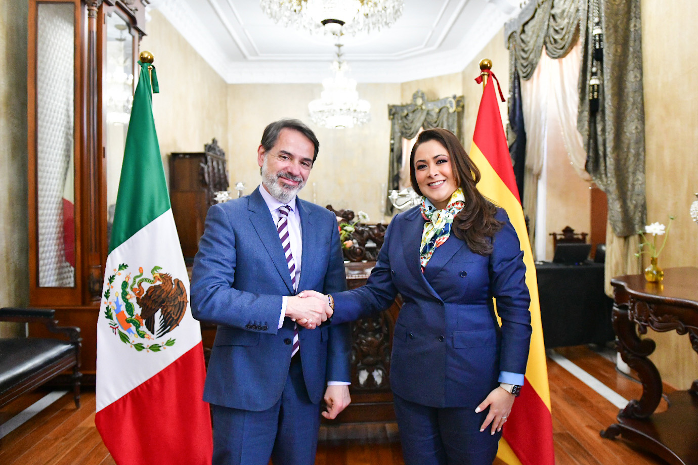 Tere Jiménez se reúne con el embajador de España en México para impulsar proyectos de economía, turismo, cultura y educación