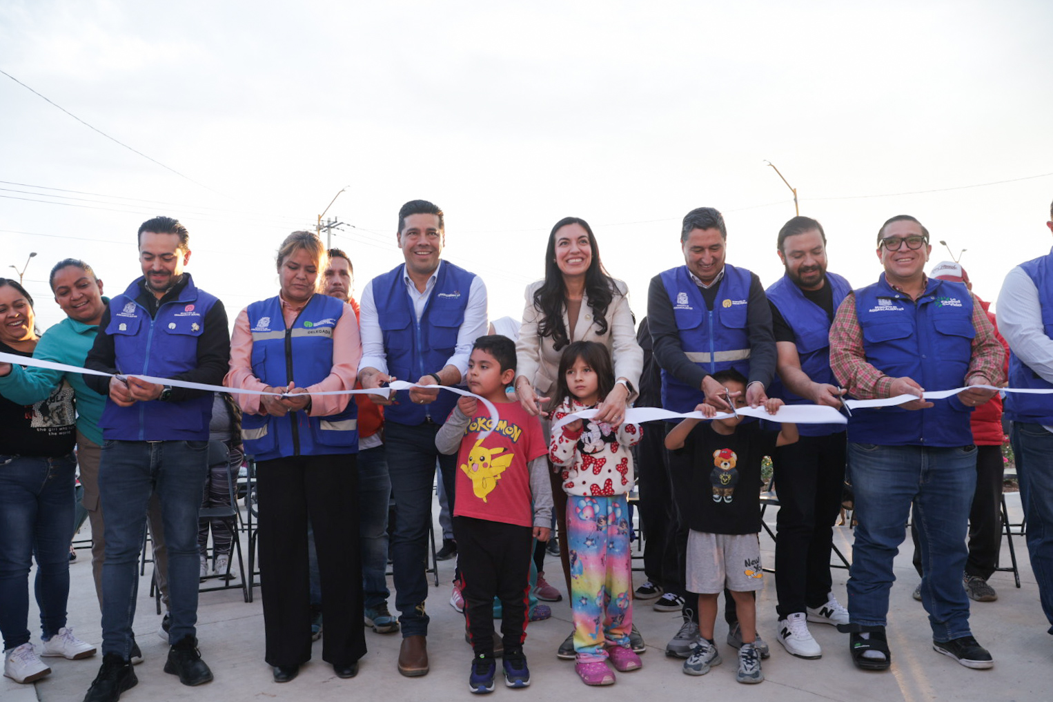 Entrega Leo Montañez nuevo parque en Paseos del Sur