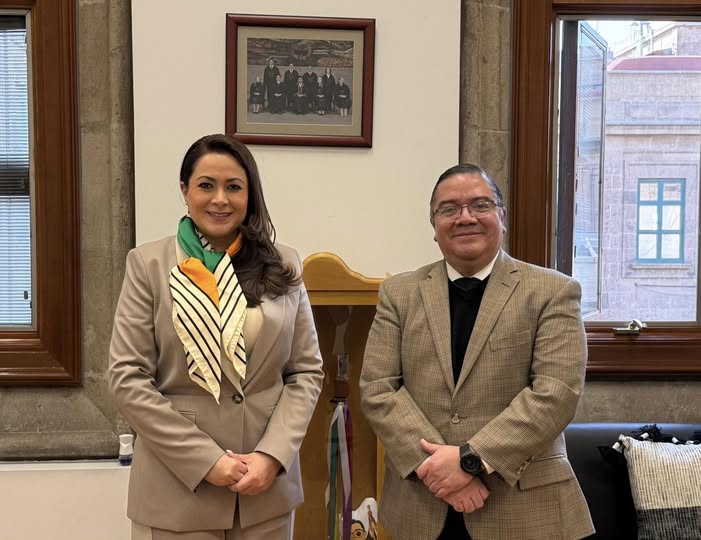 Tere Jiménez se reúne con el ministro de la Suprema Corte de Justicia de la Nación, Irvin Espinosa