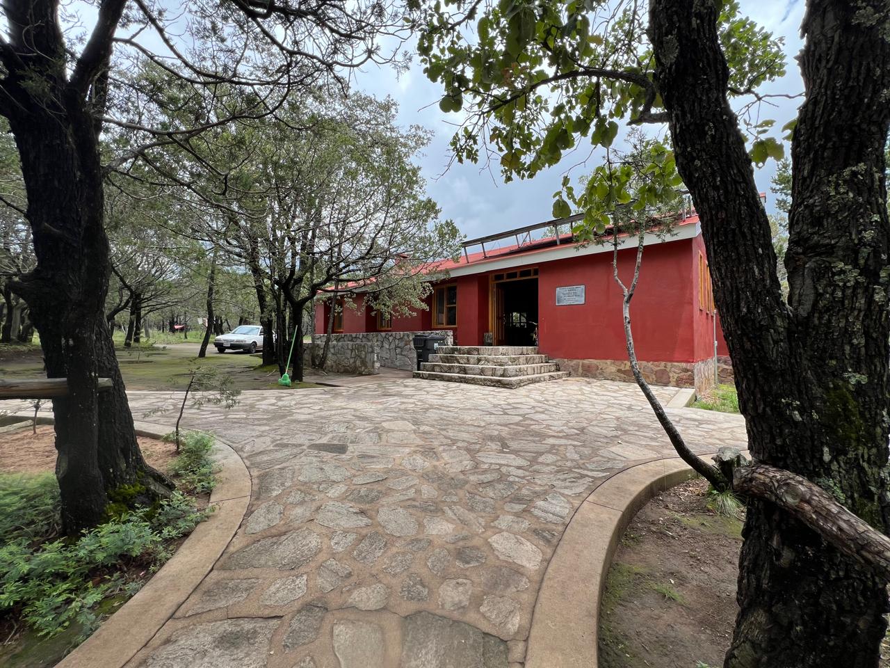 Visita Los Alamitos en la Sierra Fría: Naturaleza, talleres y experiencias únicas