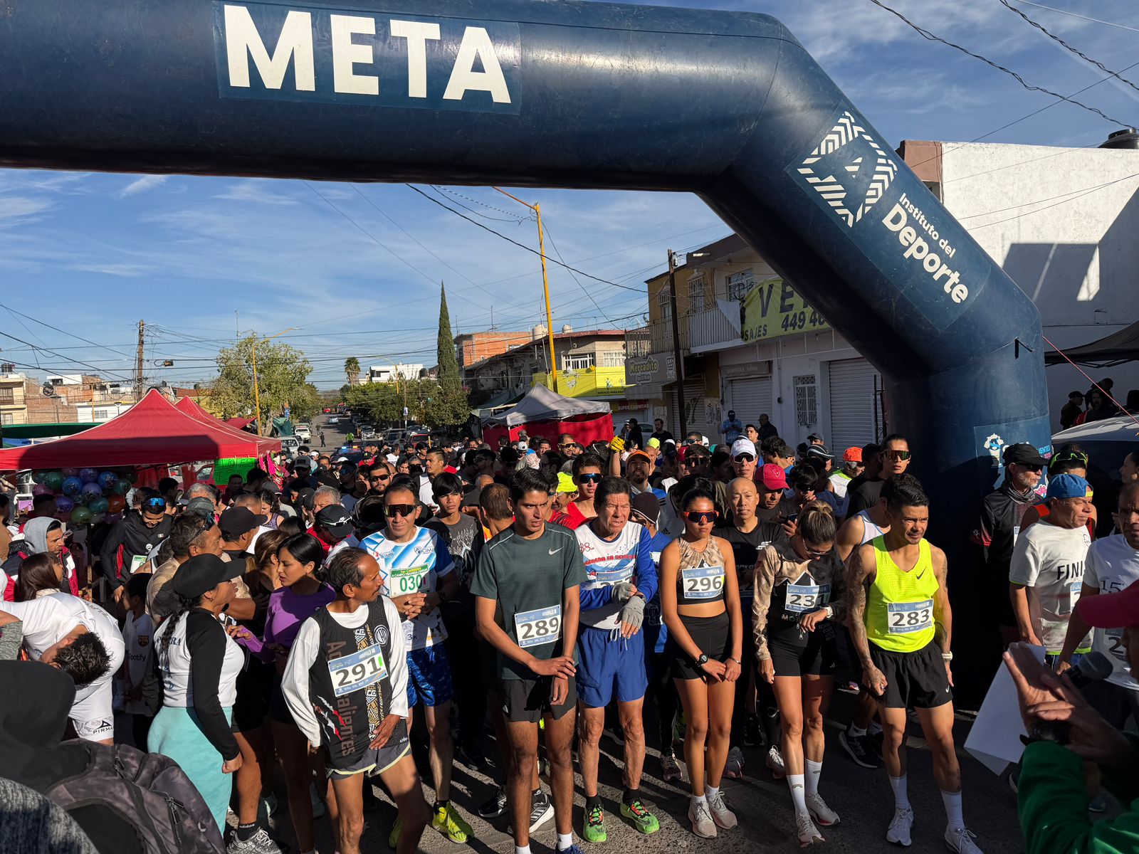 Celebra Max junto a la comunidad el éxito de la Carrera Pedestre de la Parroquia San Felipe de Jesús 2026