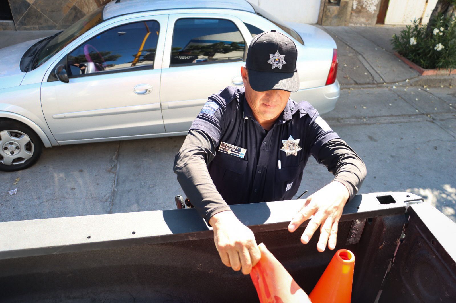 Fortalece polícia vial operativo escoba para retirar objetos que obstaculizan la vía pública