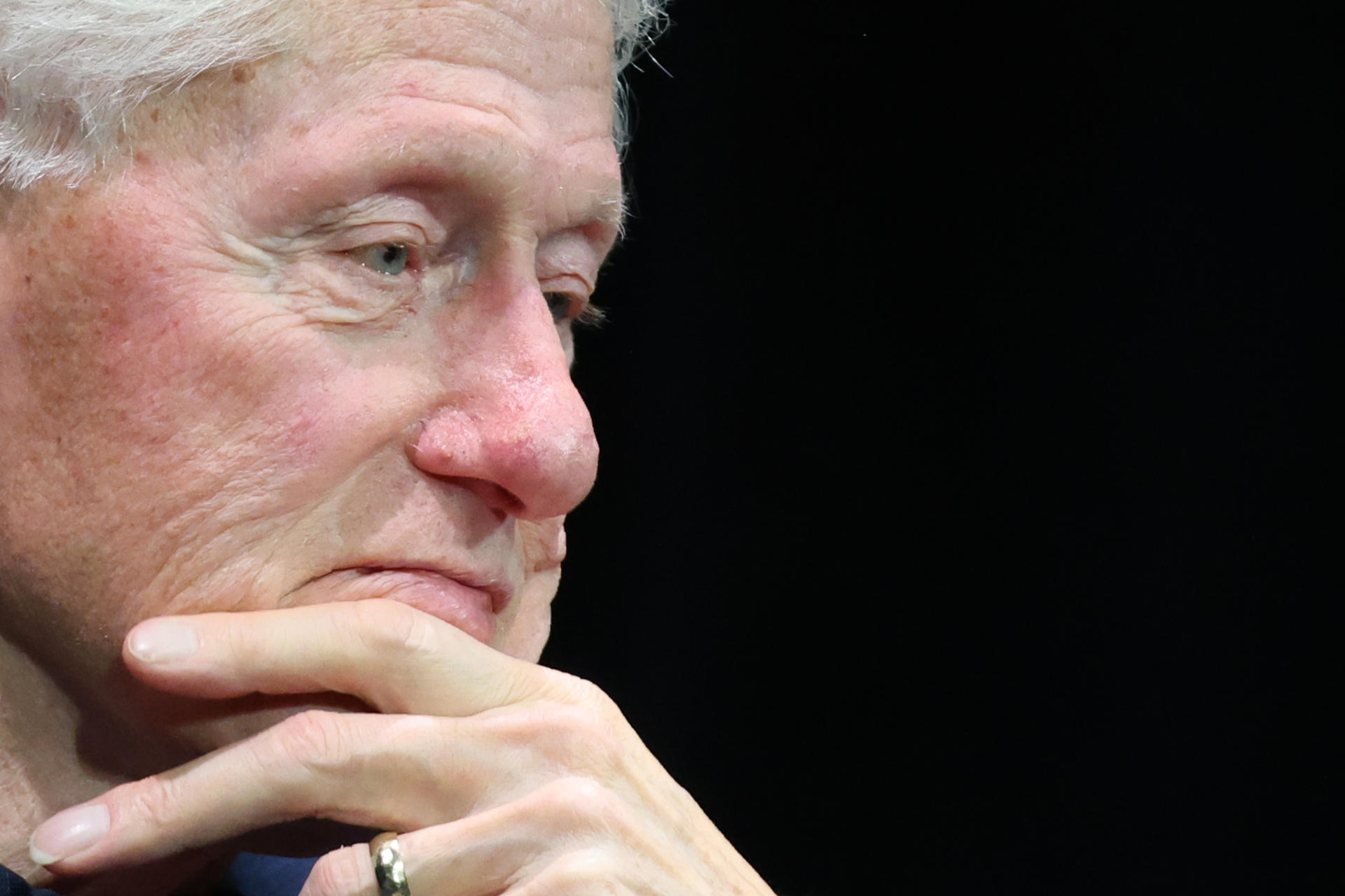 El expresidente de EE.UU. Bill Clinton testificará ante el Congreso por el caso Epstein