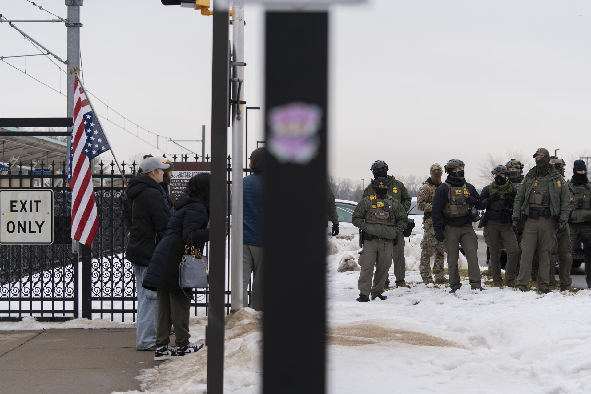 Gobierno de Trump anuncia el fin del despliegue masivo de agentes migratorios en Minnesota