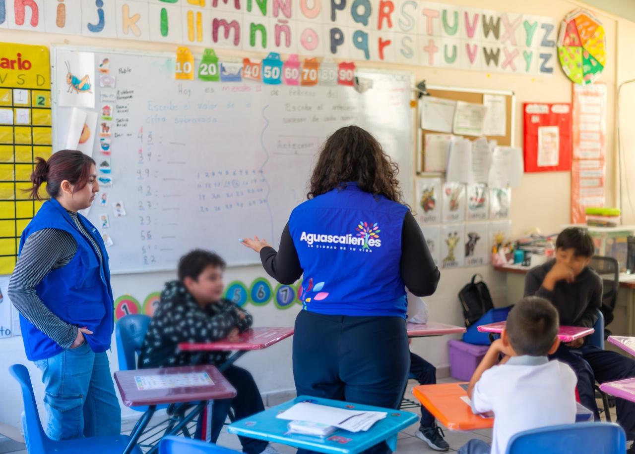 Lleva municipio el programa salud emocional en tu comunidad a Cañada Honda