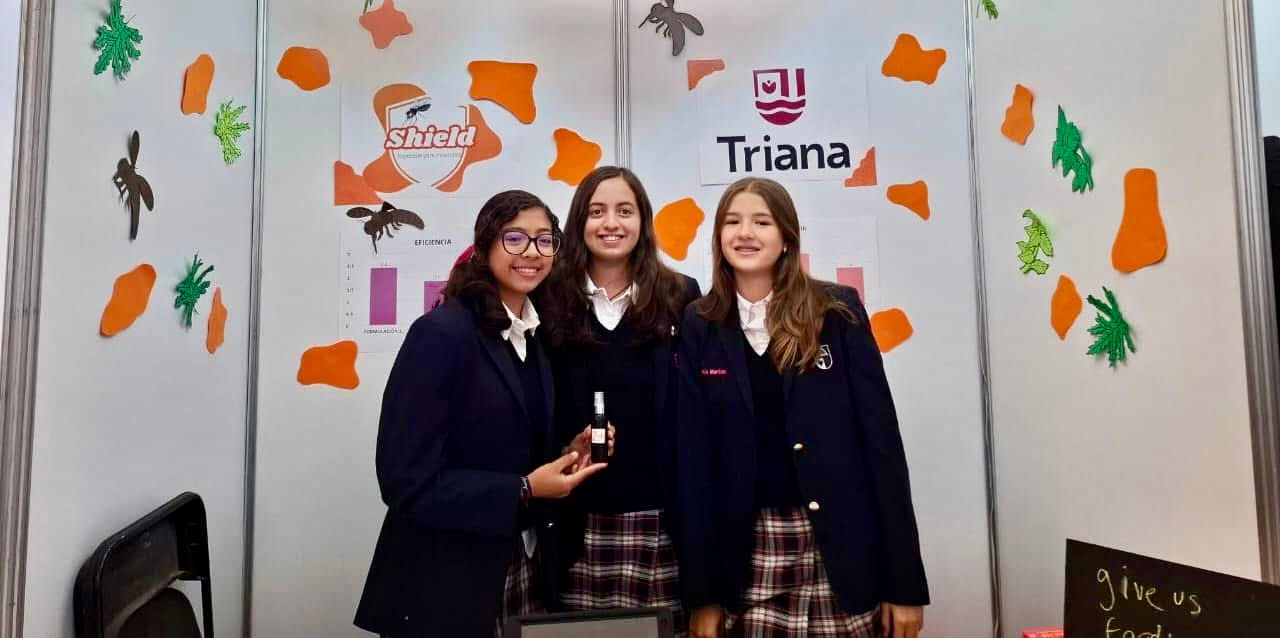 Estudiantes de Aguascalientes ganan oro en feria internacional de ciencia en Indonesia
