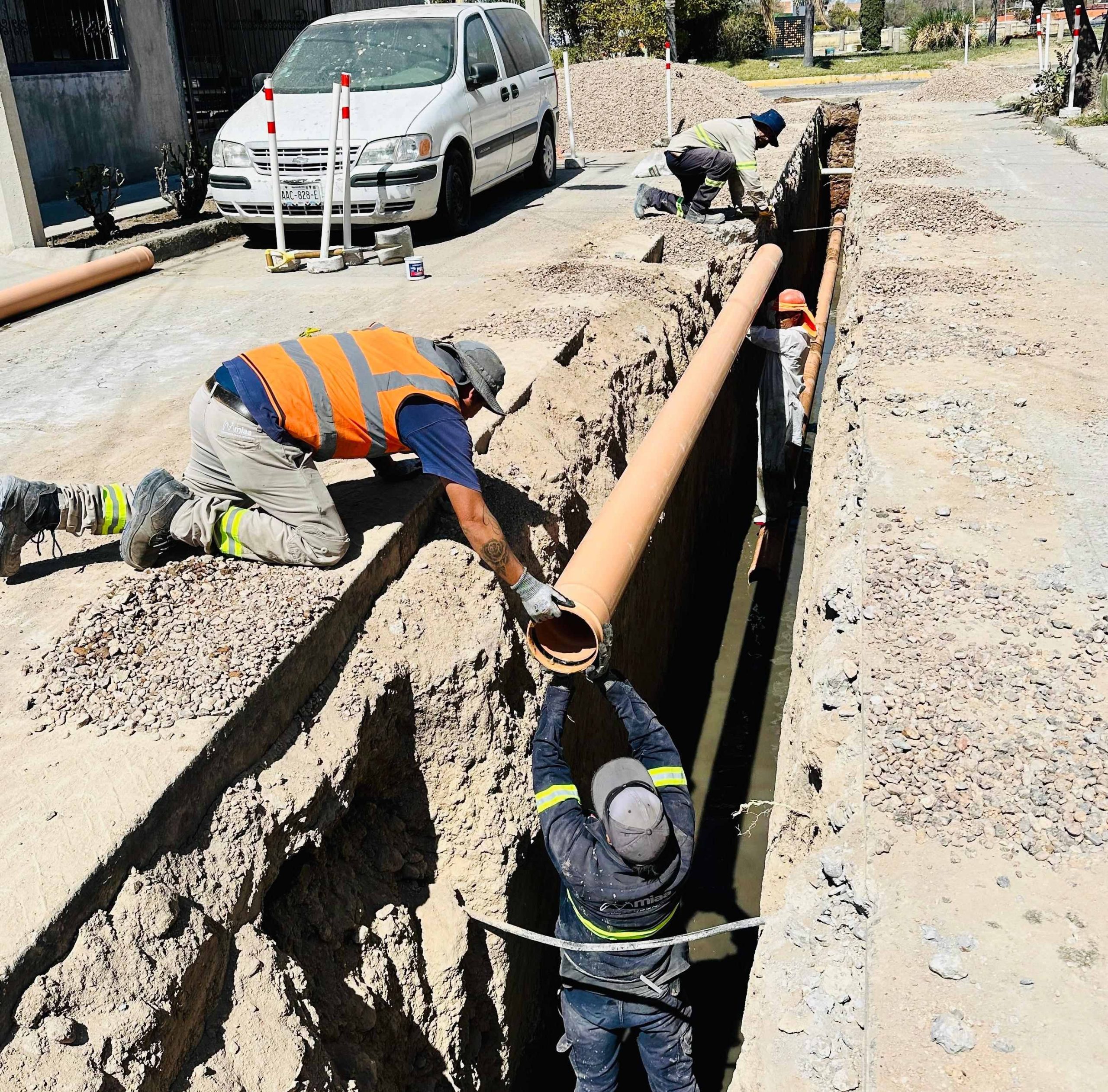 Rehabilita MIAA alcantarillado sanitario en el fraccionamiento Circunvalación Norte