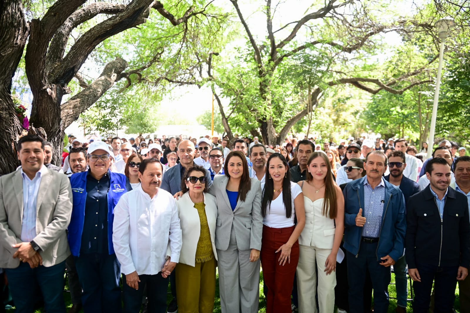 Llama Tere Jiménez a sumar esfuerzos a favor del cuidado del medio ambiente
