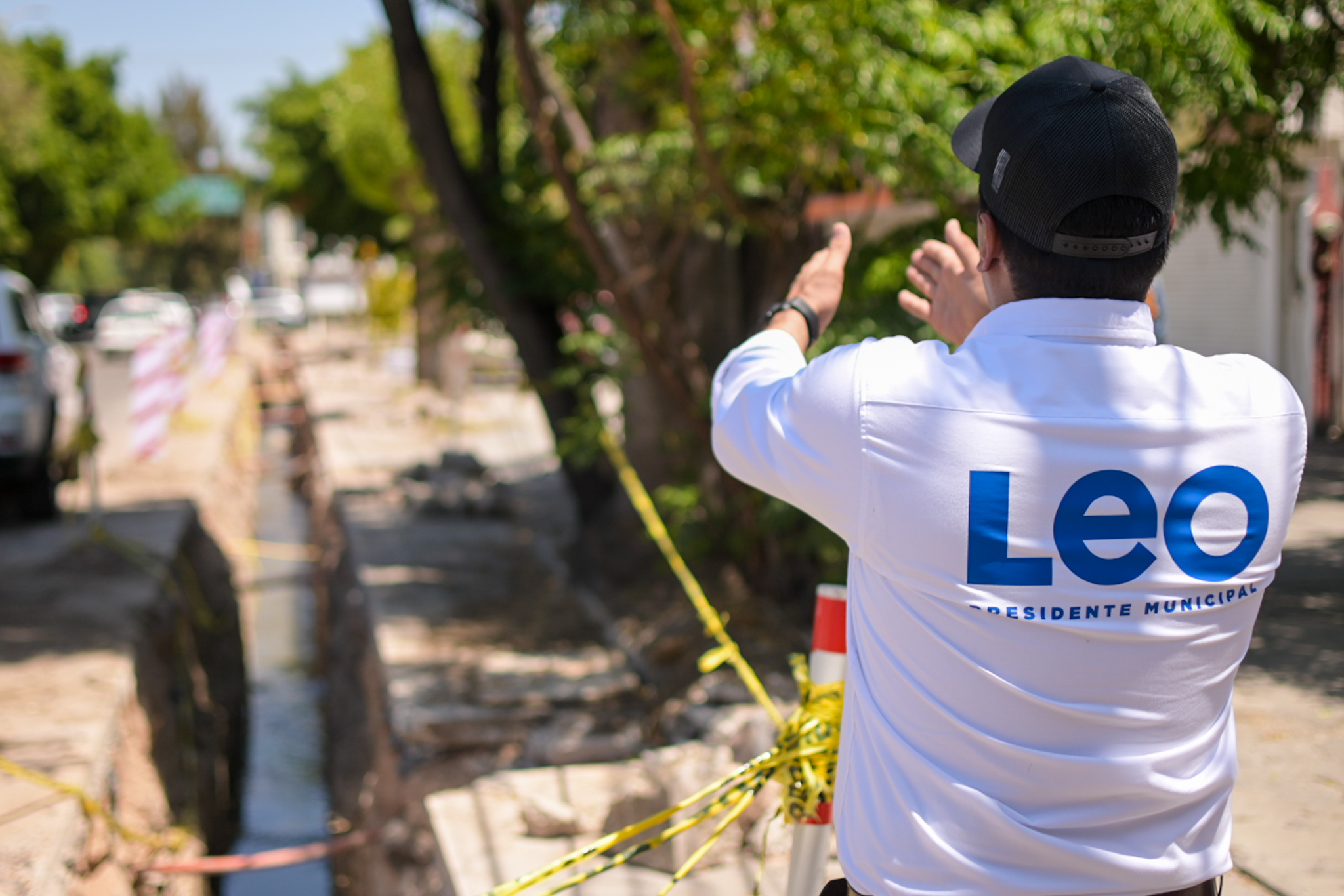 Leo Montañez supervisa rehabilitación de alcantarillado en Pilar Blanco