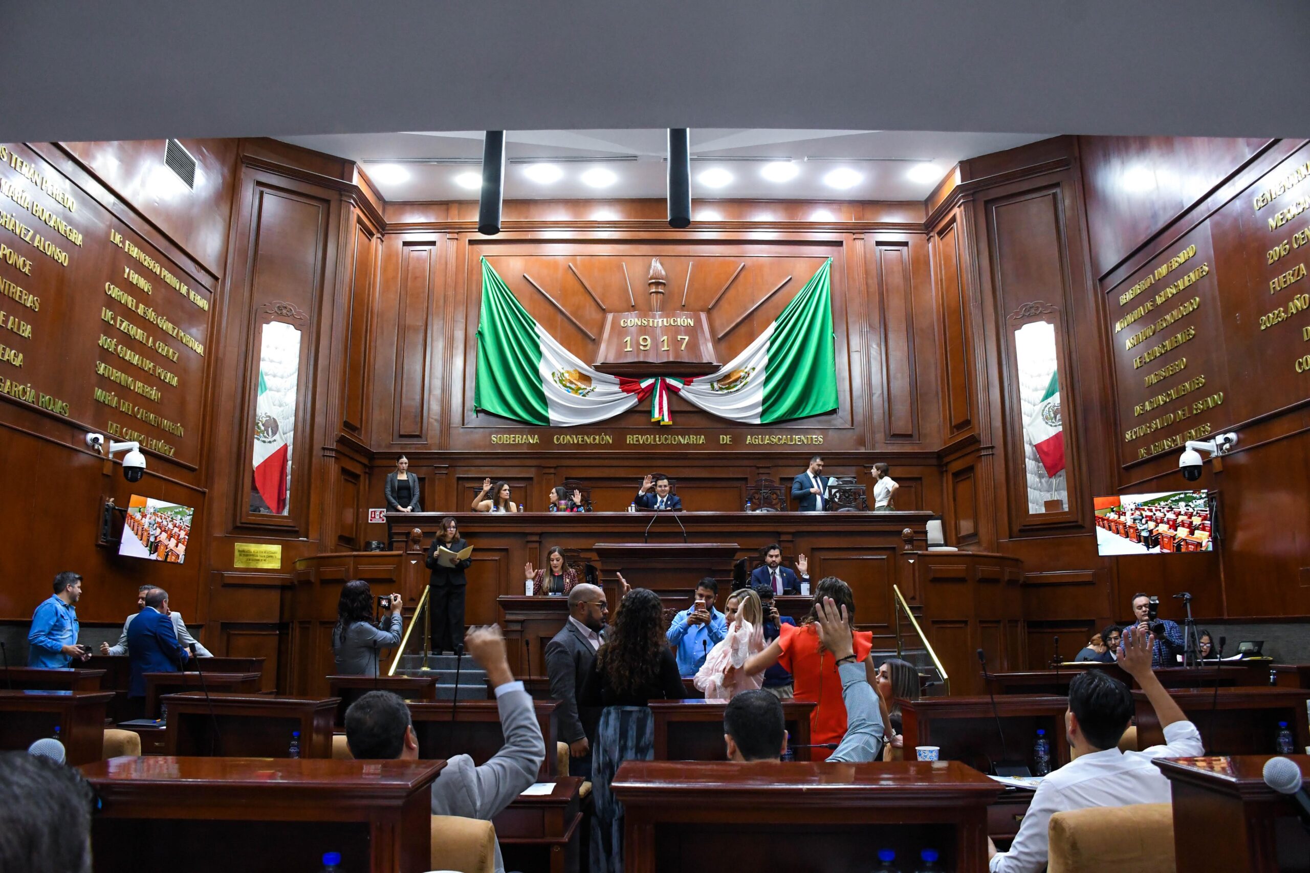 Fortalece Congreso de Aguascalientes marco legal en planeación, economía, alimentos, seguridad y medio ambiente