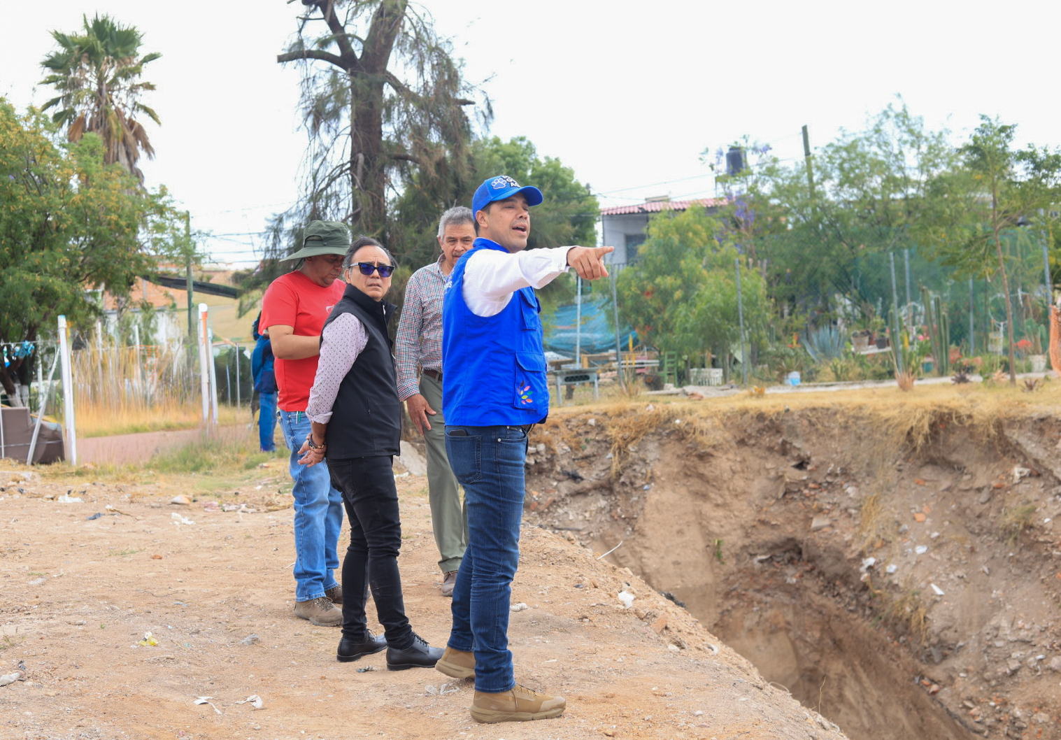 Supervisa Leo Montañez rehabilitación del colector pluvial del l fraccionamiento José López Portillo