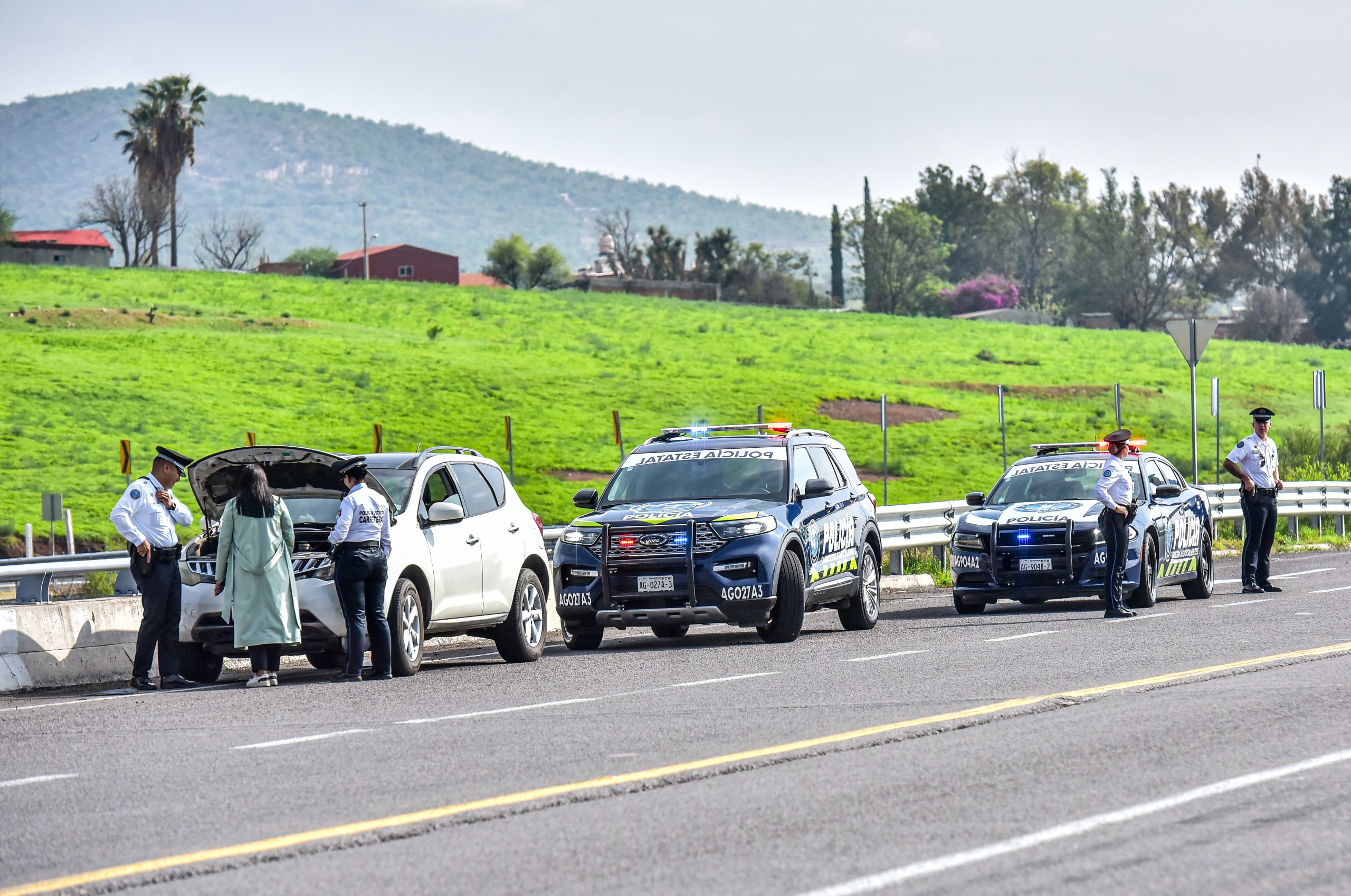 ¿Vas a salir en Semana Santa? Descarga la App Emergencia Carretera y viaje seguro