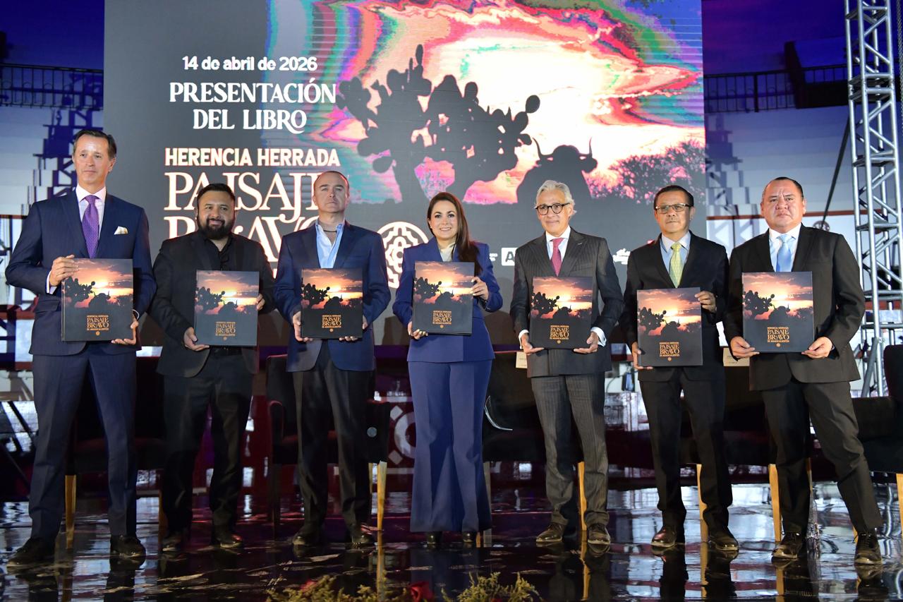 Tere Jiménez encabeza presentación de “Herencia Herrada, Paisaje Bravo de Aguascalientes”, libro sobre el legado taurino del estado