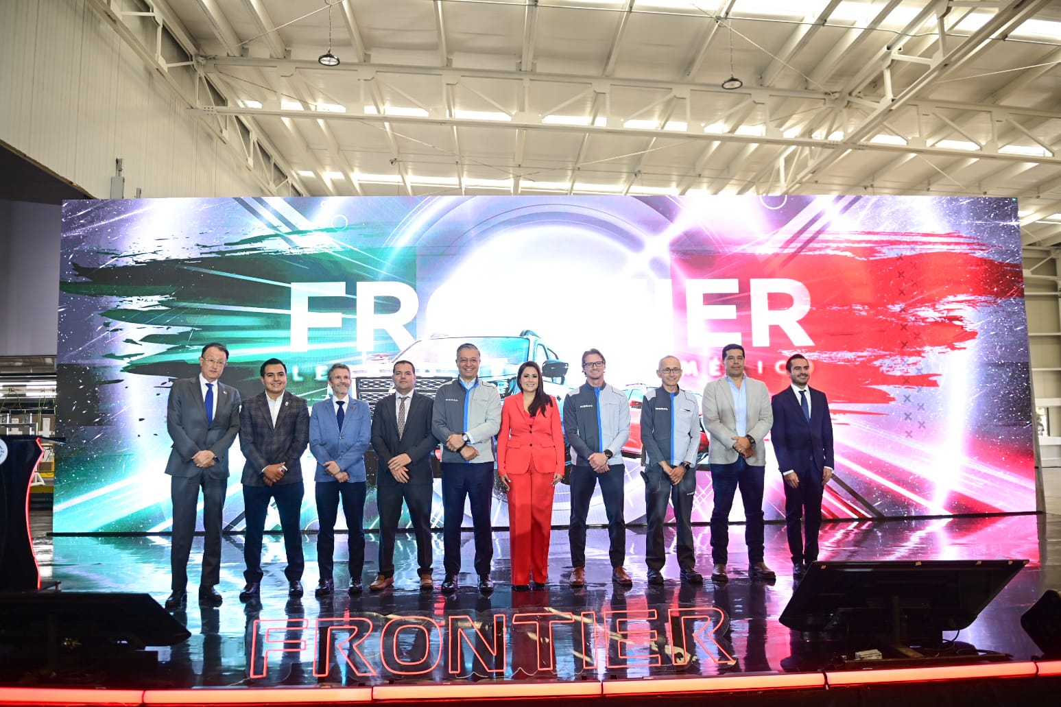 Tere Jiménez encabeza el inicio de producción de la nueva Nissan Frontier en Aguascalientes