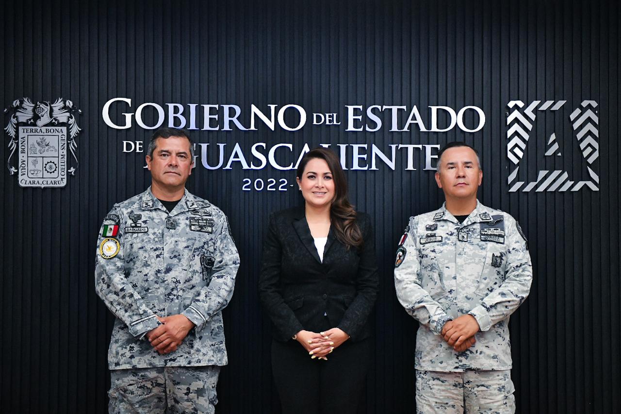 Reunión con la coordinación estatal y regional de la Guardia Nacional para garantizar la seguridad en las carreteras