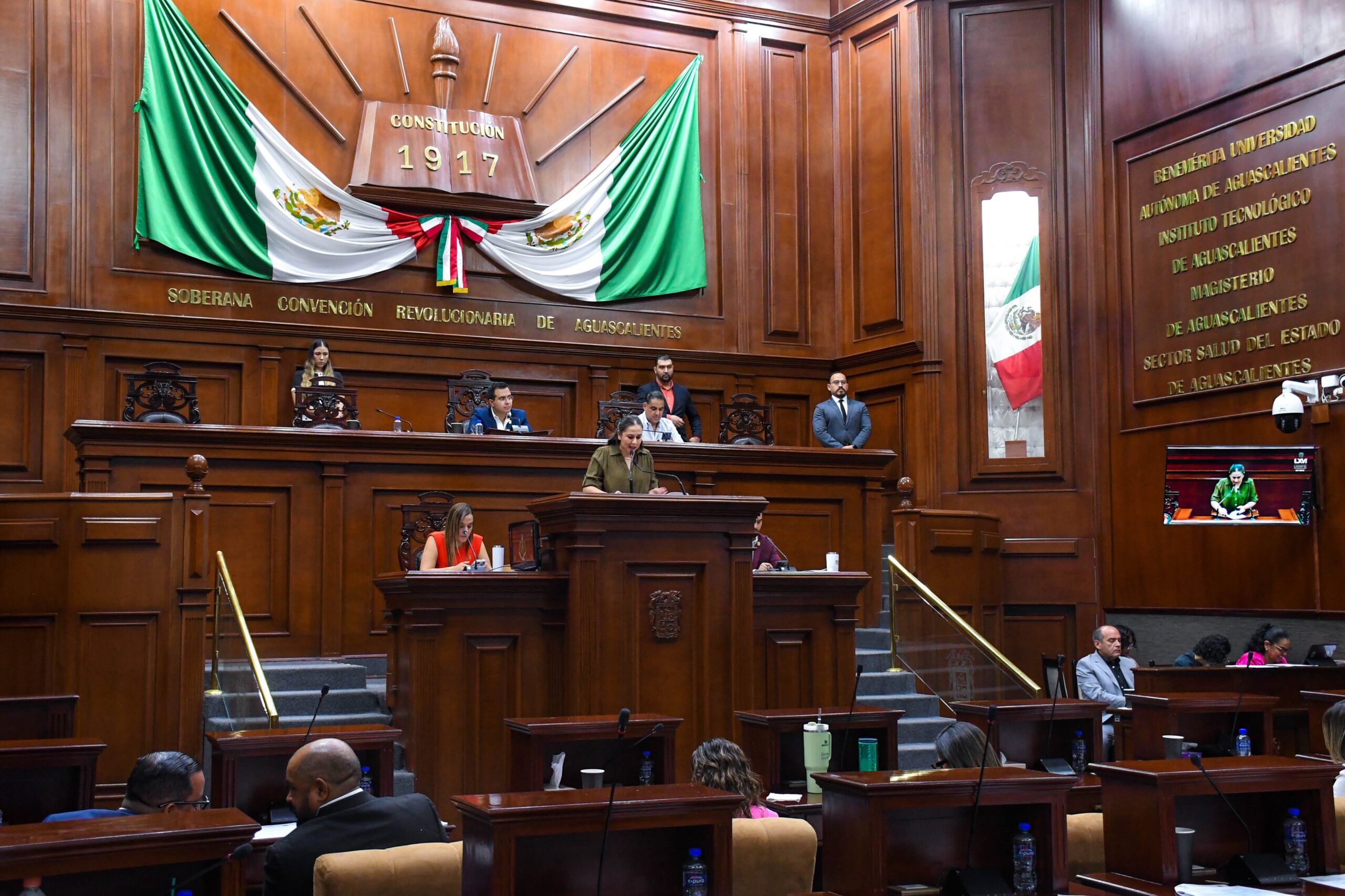 Congreso de Aguascalientes fortalece seguridad, igualdad salarial y apoyo a mujeres emprendedoras en décima Sesión Ordinaria