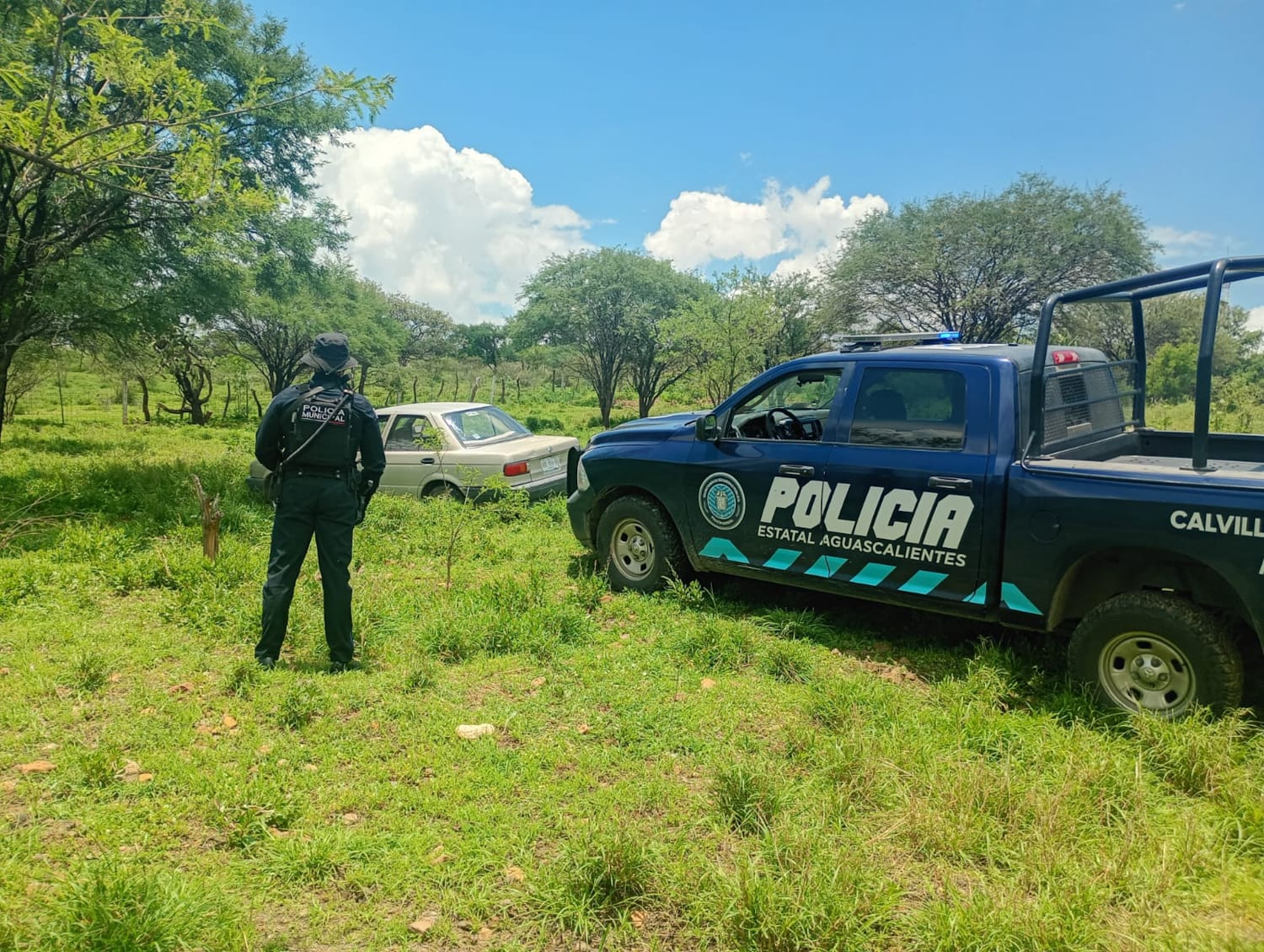 Recuperan policias de Calvillo vehículo robado