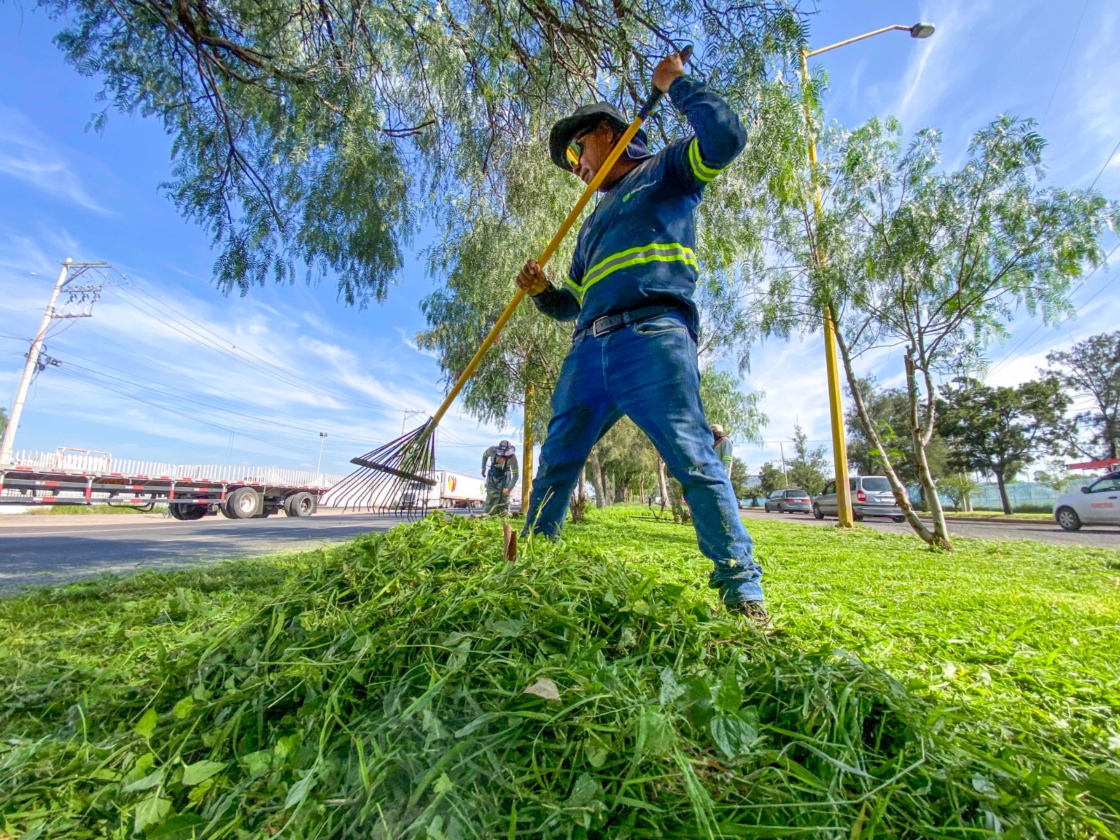 Realiza municipio mega operativo de limpieza en segundo anillo