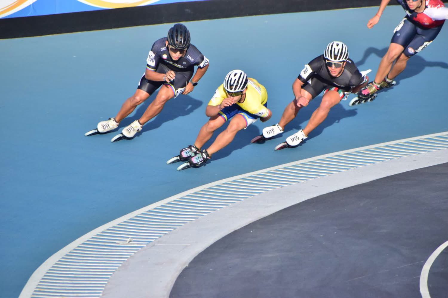 Patinador de Aguascalientes gana medalla de plata en Campeonato Panamericano de Patinaje